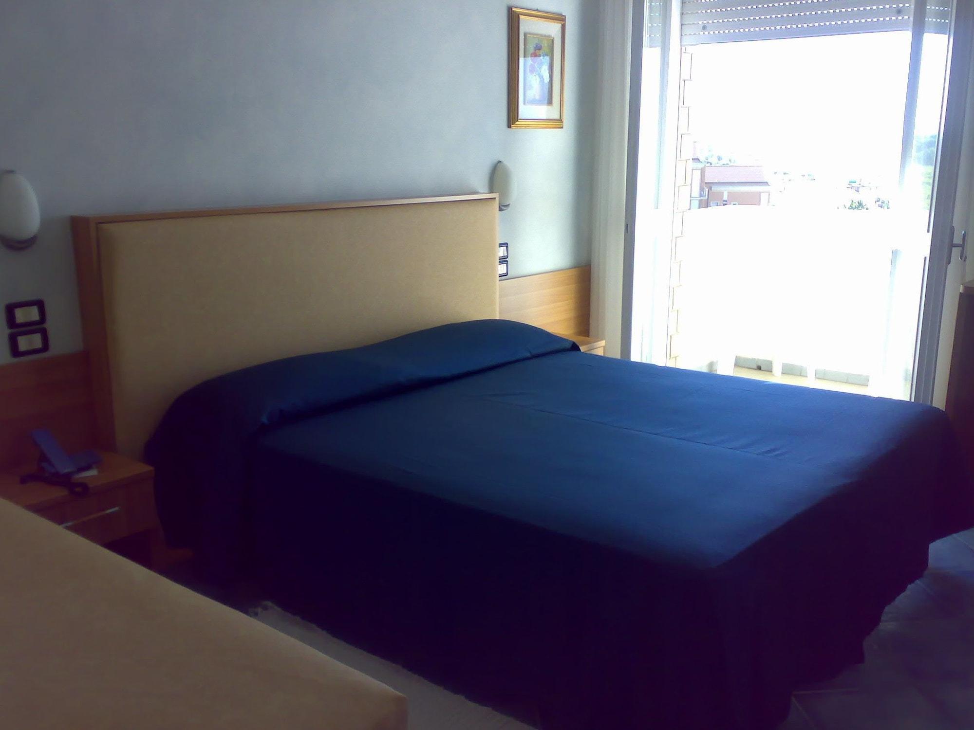 ריצ'יונה Alexandra Plaza Hotel מראה חיצוני תמונה